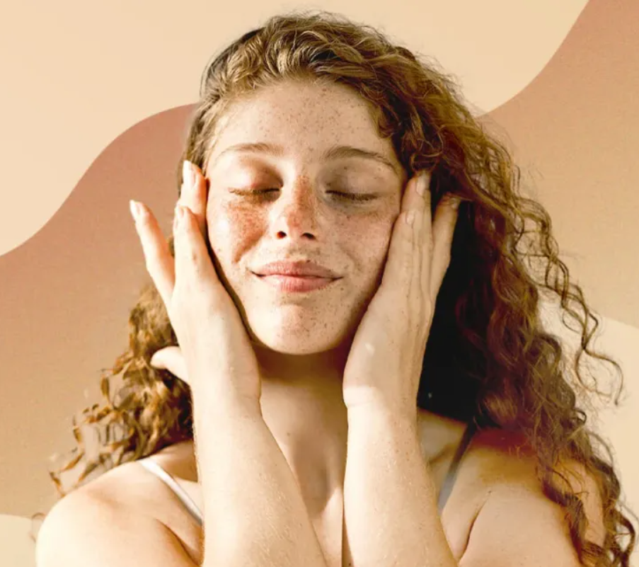 Acorn Oil for Dry Skin: How It Locks in Moisture