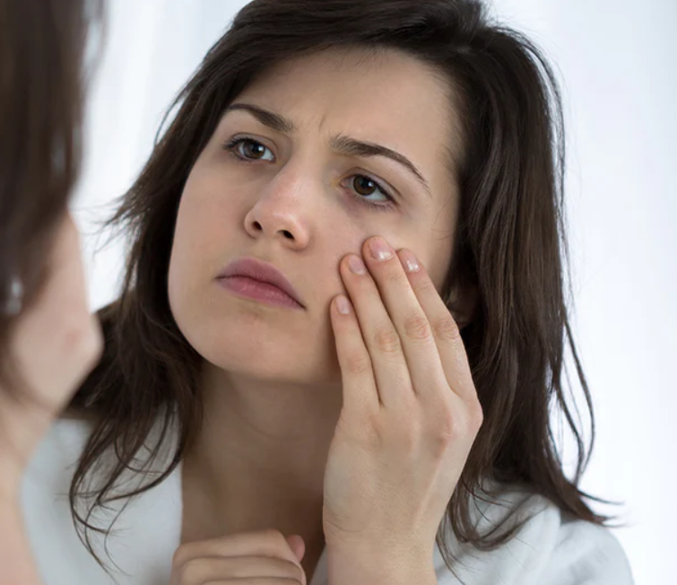 The Ultimate Wrinkle Treatment Oil: Acorn Oil for Fine Lines